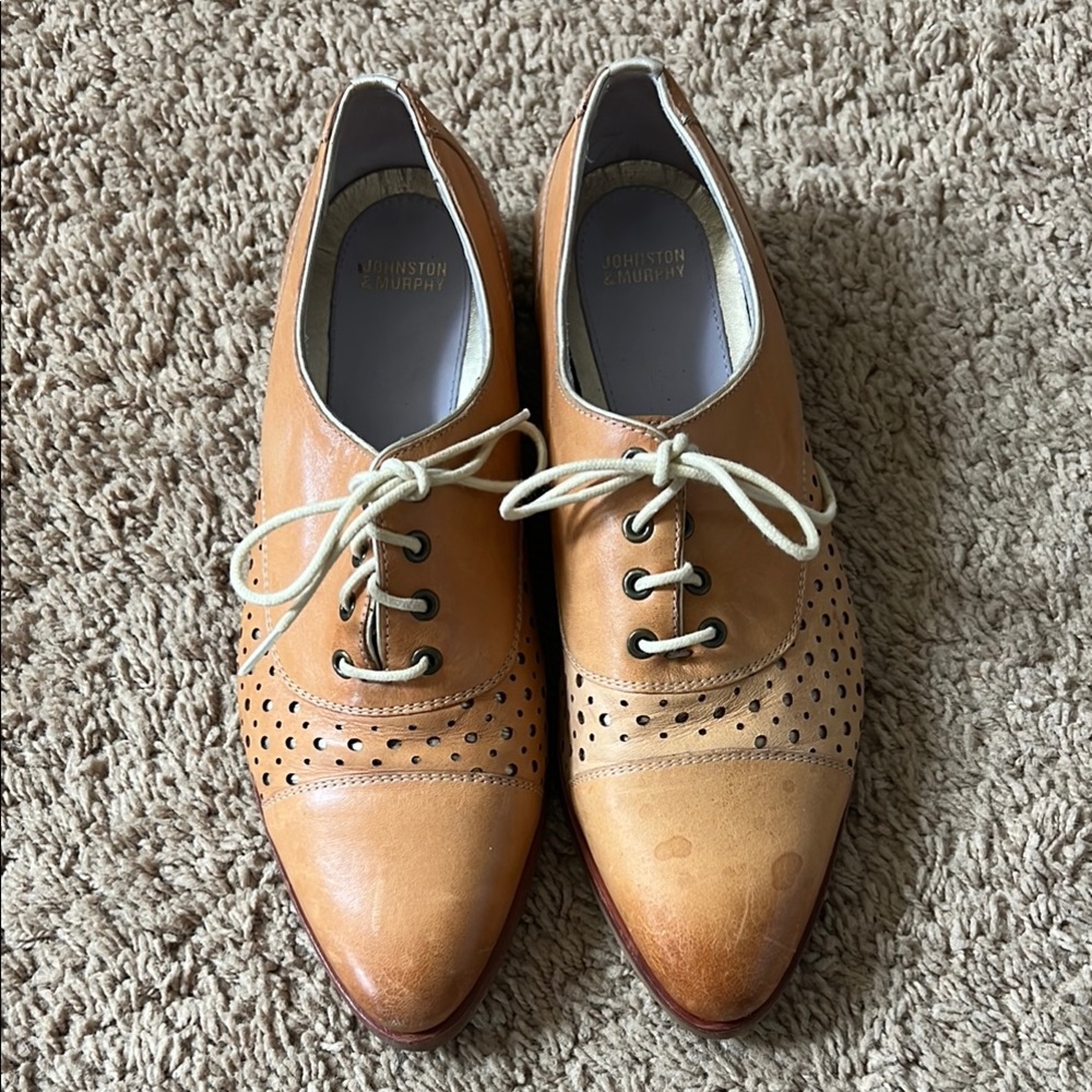 Johnston & Murphy Women’sTan Leather Oxford Shoes